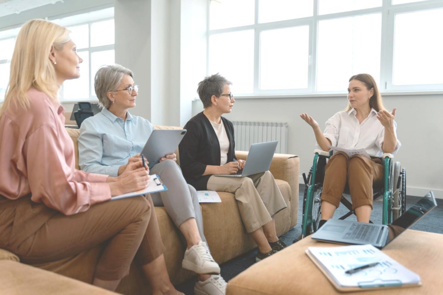 Internationale Studierende bei der Finanzplanung